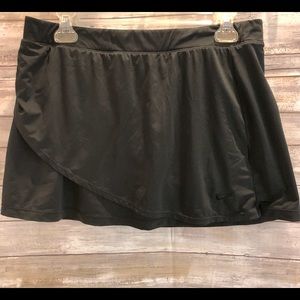 Nike tennis skirt M